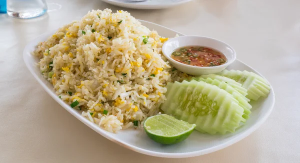 Khao phat pu, Fried rice with crabmeat