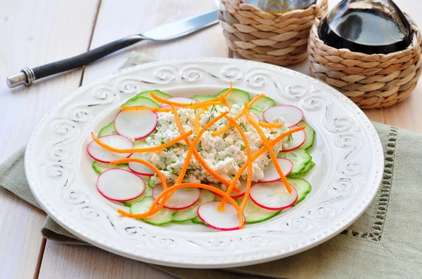 Salad with milk ricotta cheese and vegetables