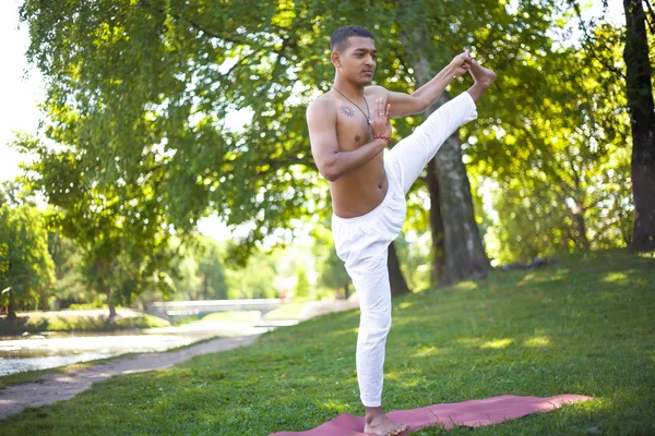 Utthita Hasta Padangushthasana yoga pose