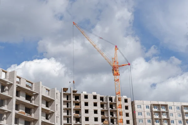 Building works and huge crane