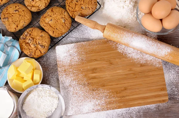 Baking cookies with ingredients