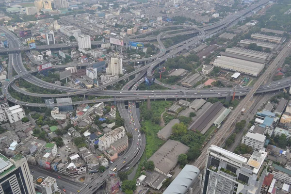 Decoupling roads to the city of Bangkok, Thailand