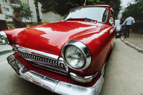 Retro wedding car