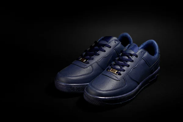 Blue classic men\'s sneakers