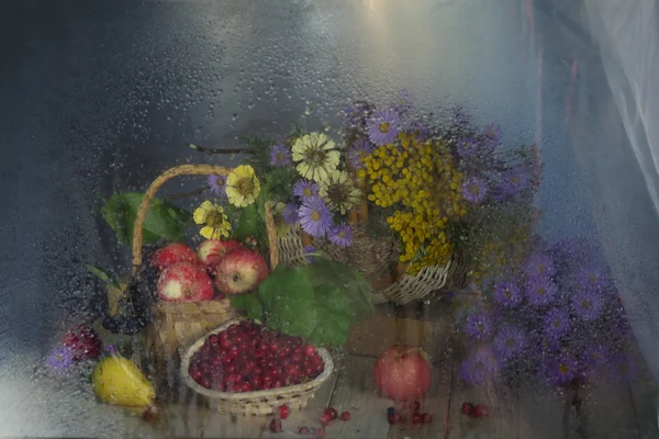 Still life with flowers.