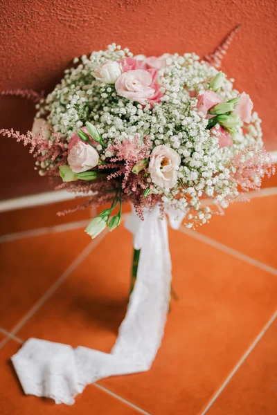 Wedding bouquet in creamy fine art style