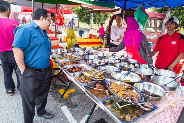 Street food bazaar in Malaysia catered for iftar during Ramadan