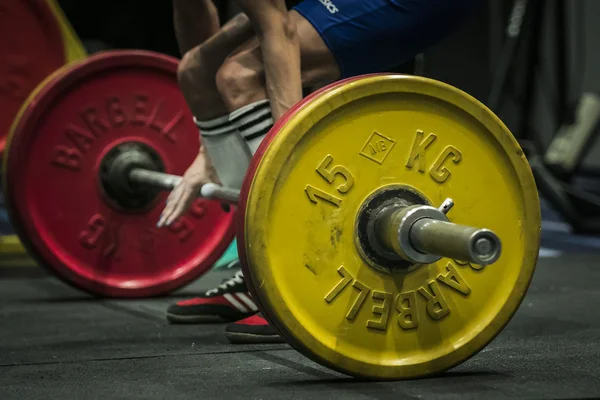 Athlete getting ready for a deadlift