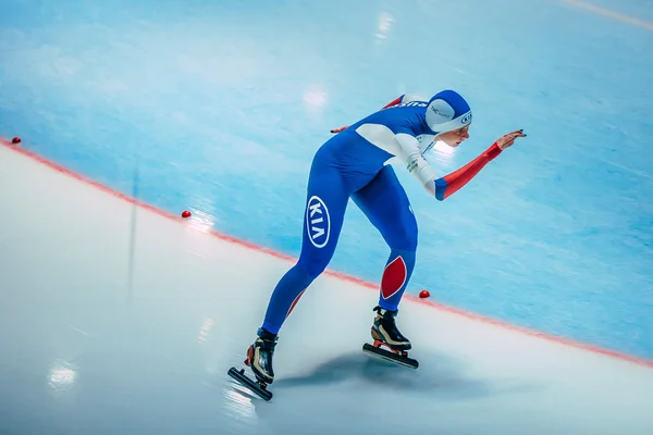 Girl speed skaters athlete runs  distance of 500 meters