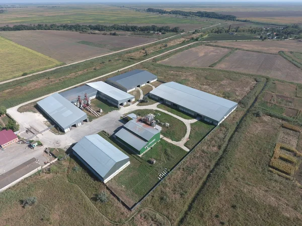 Hangar of galvanized metal sheets for storage of agricultural products