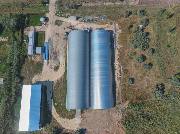 Hangar of galvanized metal sheets for storage of agricultural products