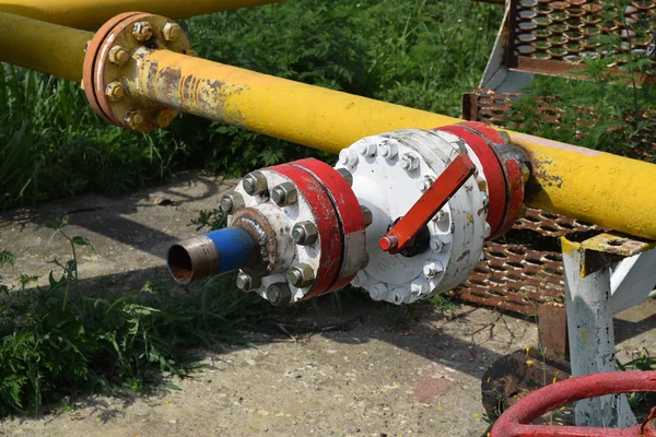 The gate on an oil well