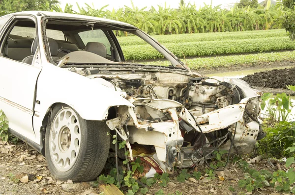 Car wreck crash crush die collision drunk damage fix loss