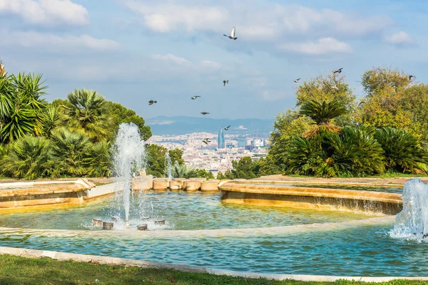 巴塞罗那市在 11 月-西班牙-欧洲旅游镜头 - 图