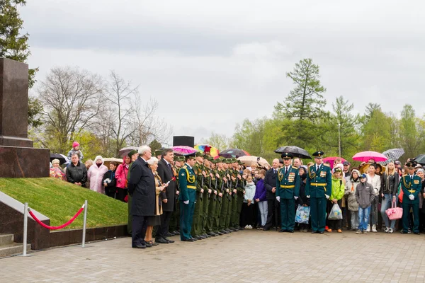 The opening of the Stella and the laying of wreaths at the memor