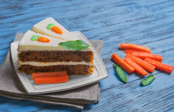 Carrot cake pie