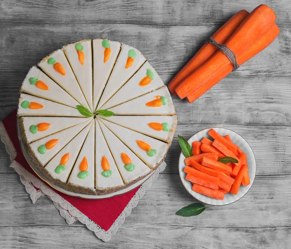 Carrot cake pie