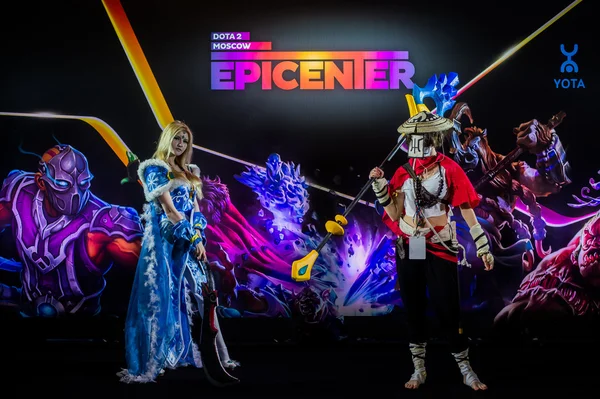 EPICENTER MOSCOW Dota 2 cybersport event may 13. Cosplay of game heroes crystal maiden and juggernaut at the event background
