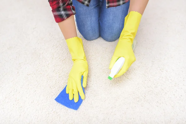 Carpet cleaning spray.