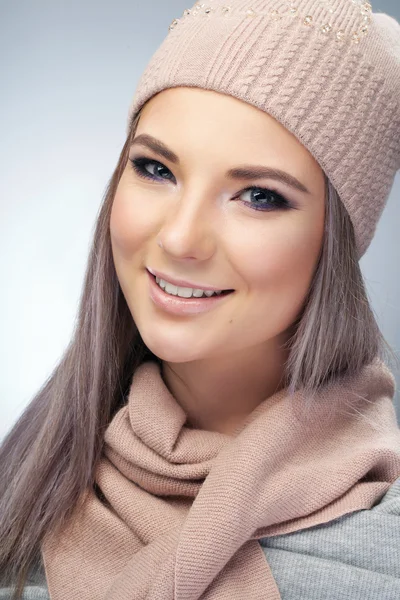 Woman wearing winter hat
