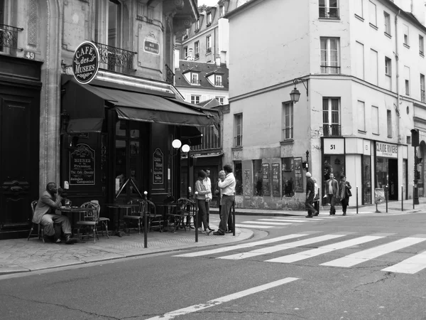 Paris street scene in black and white.