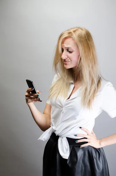 Woman got not good message on mobile