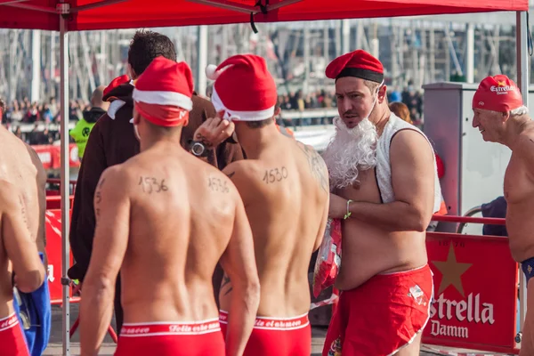 CHRISTMAS DAY HARBOUR SWIM 2015, BARCELONA, Port Vell - 25th December: