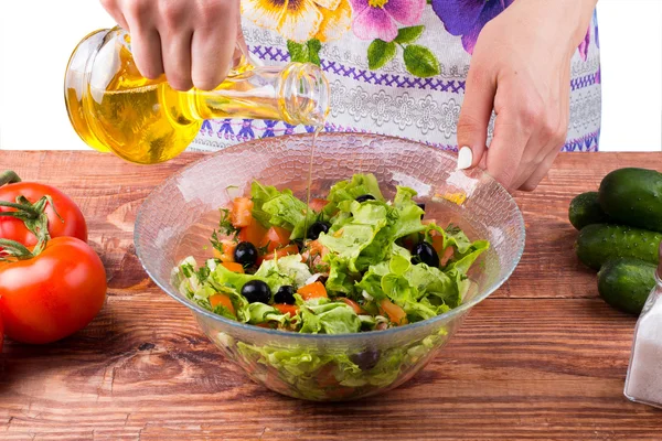 Seasoning of salad