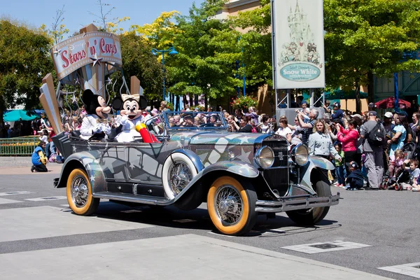 Disney Stars and Cars Parade, a Parade in Disneyland Resort Paris