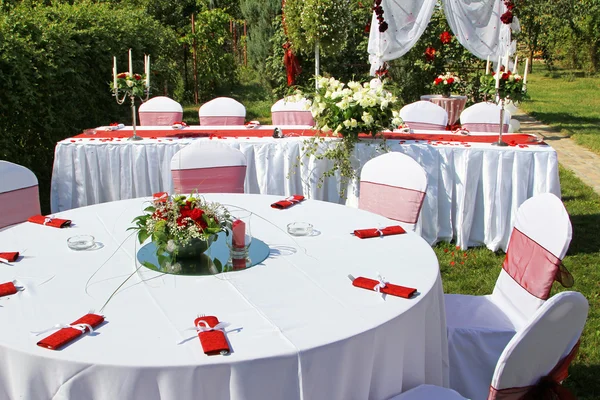 Outdoor wedding arrangement
