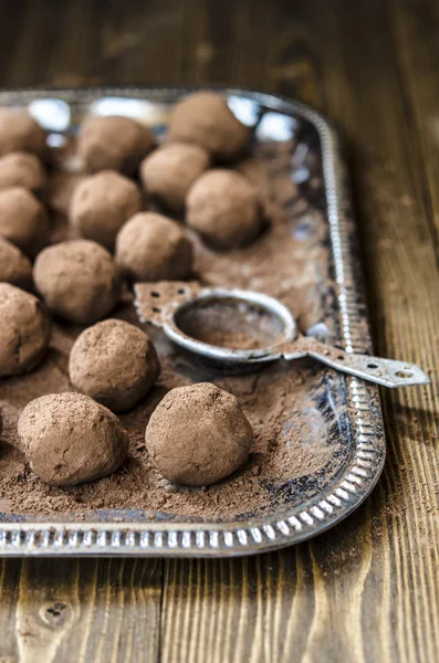 Chocolate truffles with chickpeas