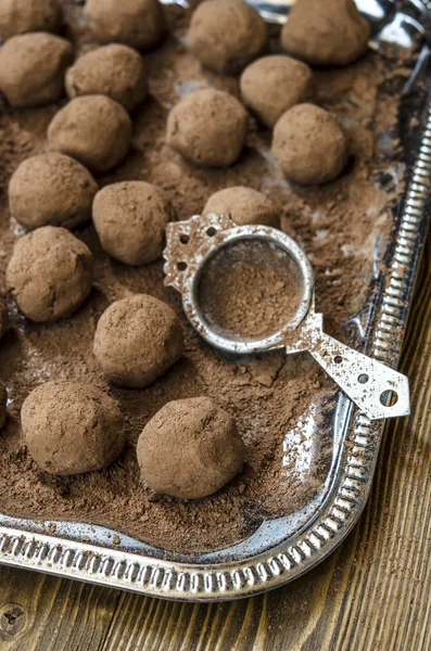 Chocolate truffles with chickpeas