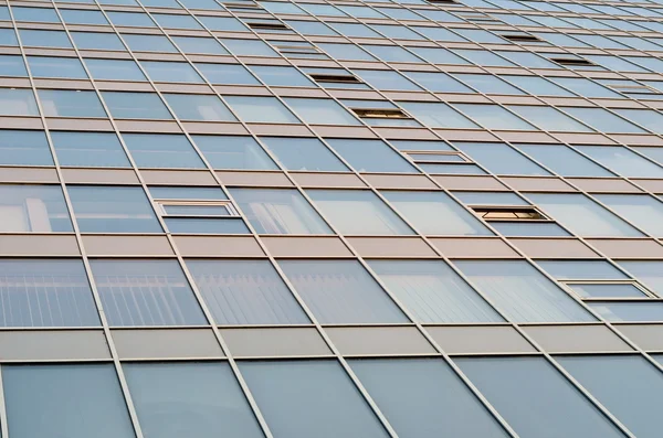 Geometry pattern of a skyscraper mirror surface