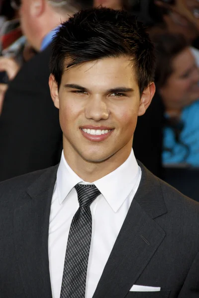 男演员泰勒 · 洛特纳 - 图库社论照片 PopularI