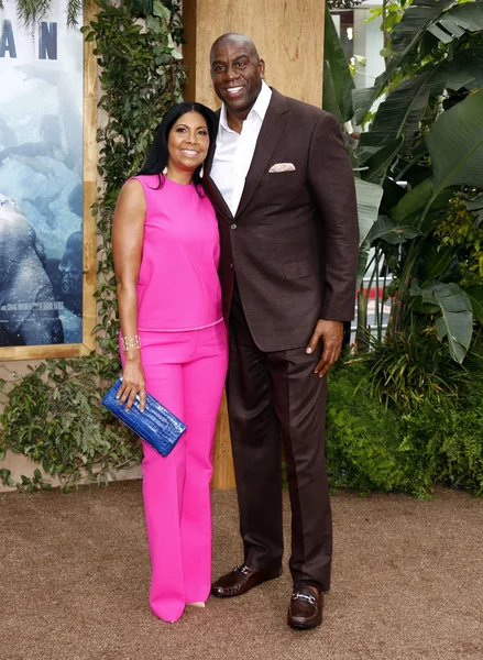 Earlitha Kelly and Magic Johnson