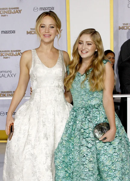 Jennifer Lawrence and Willow Shields