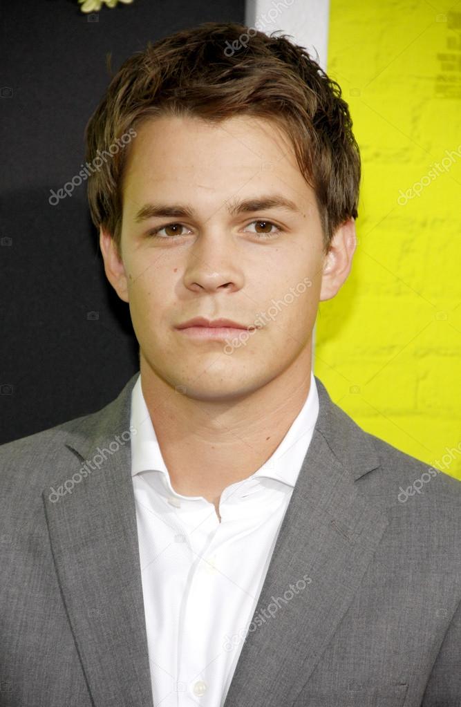 September 2012: Johnny Simmons auf der Los Angeles-Premiere von 'The Perks ...