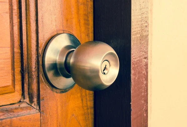 Door lock and door knob