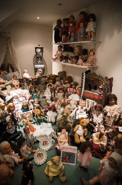 Private old dolls collection