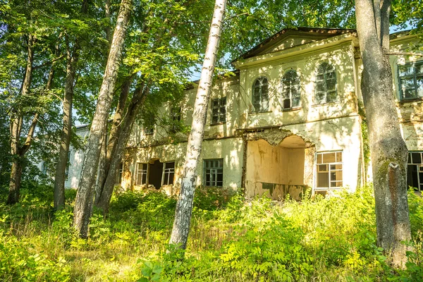 Khomutets manor, Poltava region, Ukraine