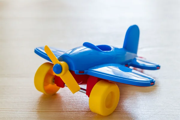 Color plane toy