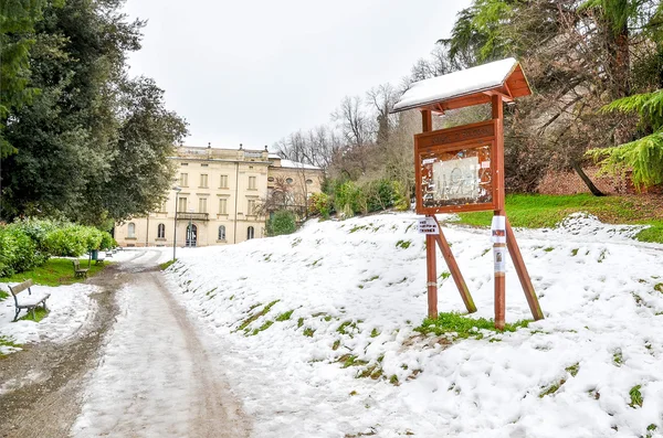Parco di Villa Spada - Bologna neve