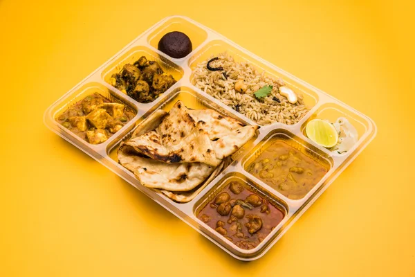 Indian vegetarian thali, Indian Thali parcel, take home food, Indian thali home delivery plate, haldiram thali, indian platter