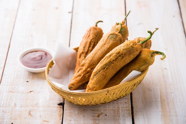 Chilli Pakora, An extremely delicious and mouth watering snack of Pakistani & Indian Peoples