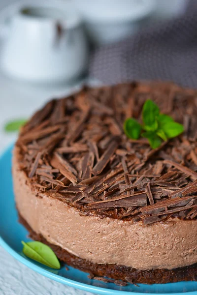 Chocolate cheesecake with mascarpone, chocolate biscuit and gana