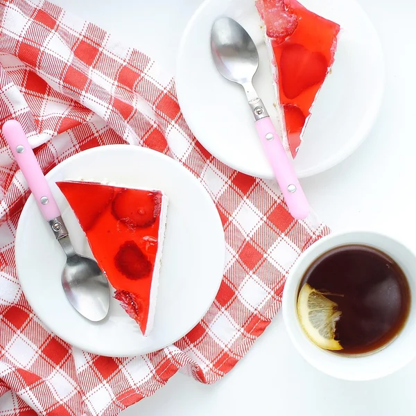 Cheesecake, strawberry, red, love, tasty, sweet, sweets, yammy, good, food, foodporn, tea, cute, cup, kiev, ua, ukraine