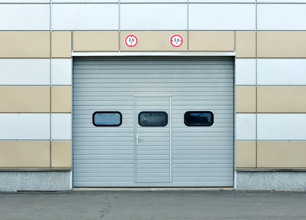 Modern garage gates