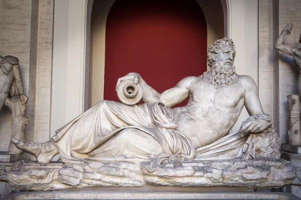 Marble statue of Zeus