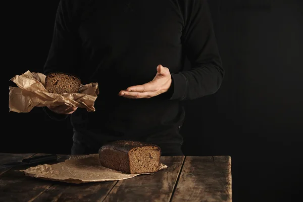 Man offers homemade luxury bread