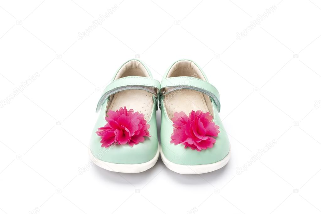http://ko.depositphotos.com/103191044/stock-photo-green-pretty-childrens-shoe-with.html 흰색 바탕에 꽃과 녹색 예쁜 어린이 신발 — 스톡 사진 © stock ...